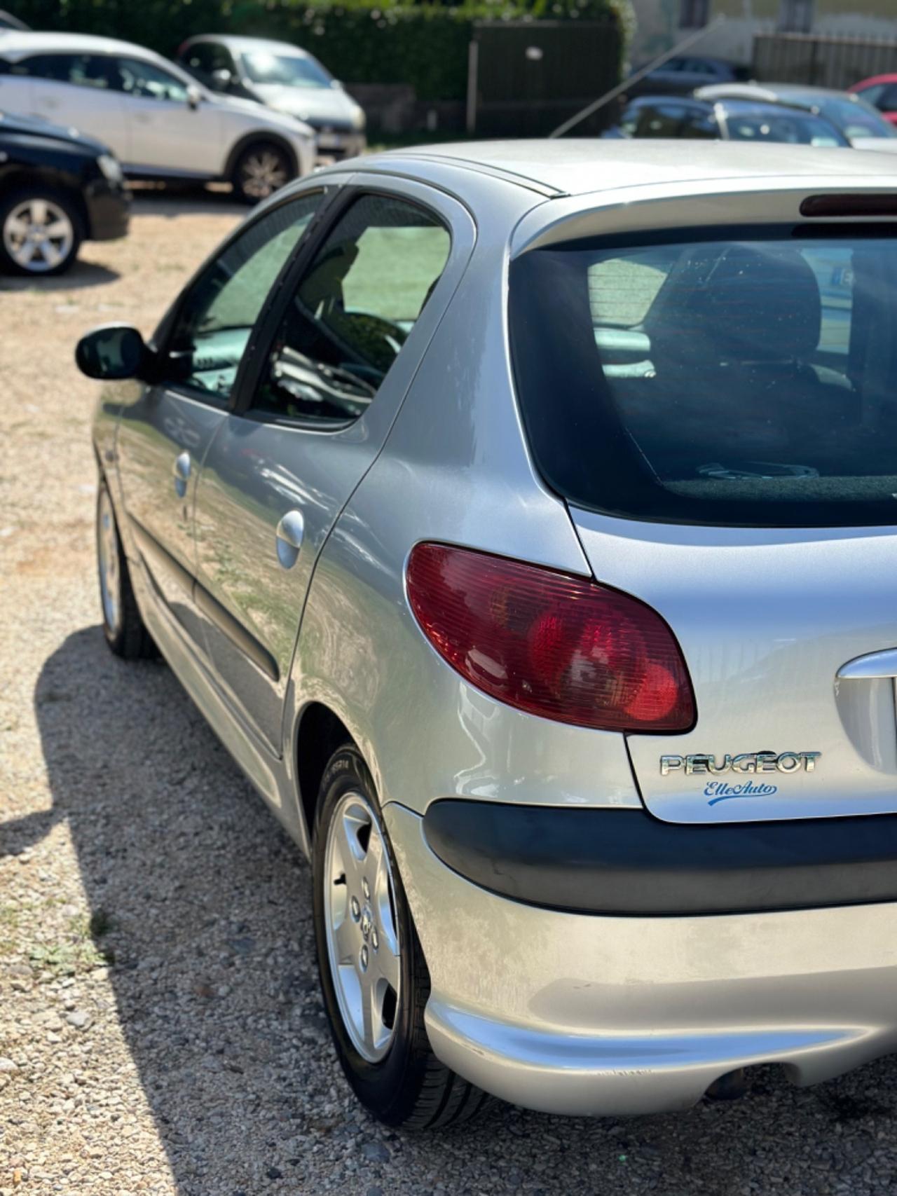 Peugeot 206 1.4 HDi 5p. LEE NEOPATENTATI