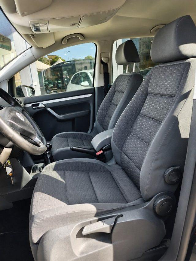 VOLKSWAGEN Touran 1.9 TDI 105CV BMT 7 Posti