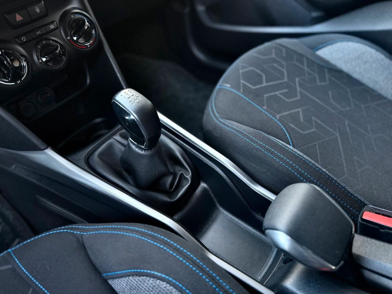 Peugeot 2008 PureTech 82 S&S Style