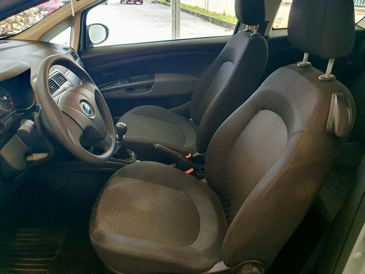 Fiat Grande Punto 1.2 BENZ -08/2007 - KM. 80000