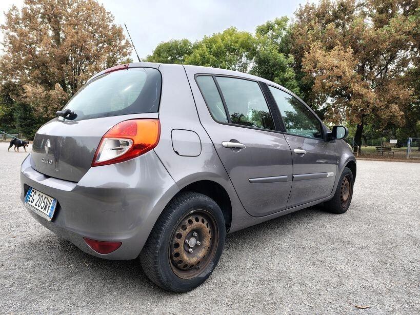 Renault Clio 1.2 16V 5 porte GPL Dynamique