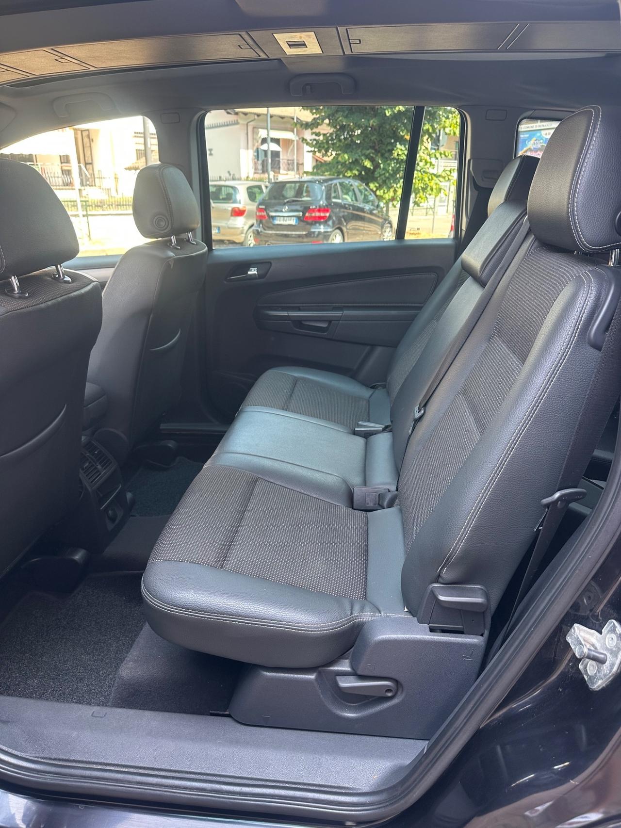Opel Zafira 1.9 16V CDTI 150CV aut. Cosmo