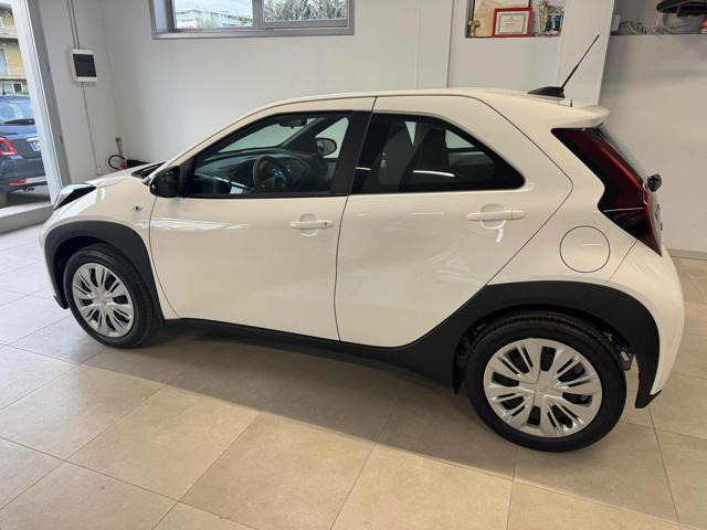 TOYOTA Aygo X 1.0 VVT-i 72 CV 5 porte Active Km0