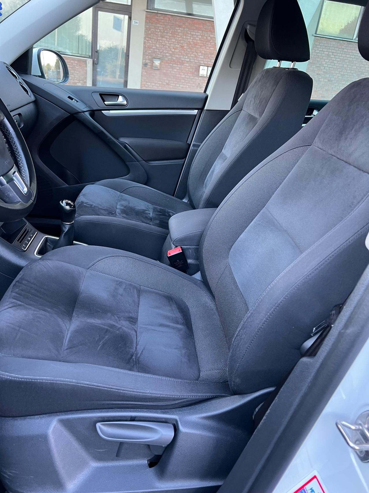 Volkswagen Tiguan 2.0 TDI 110 CV Sport & Style BlueMotion Technology