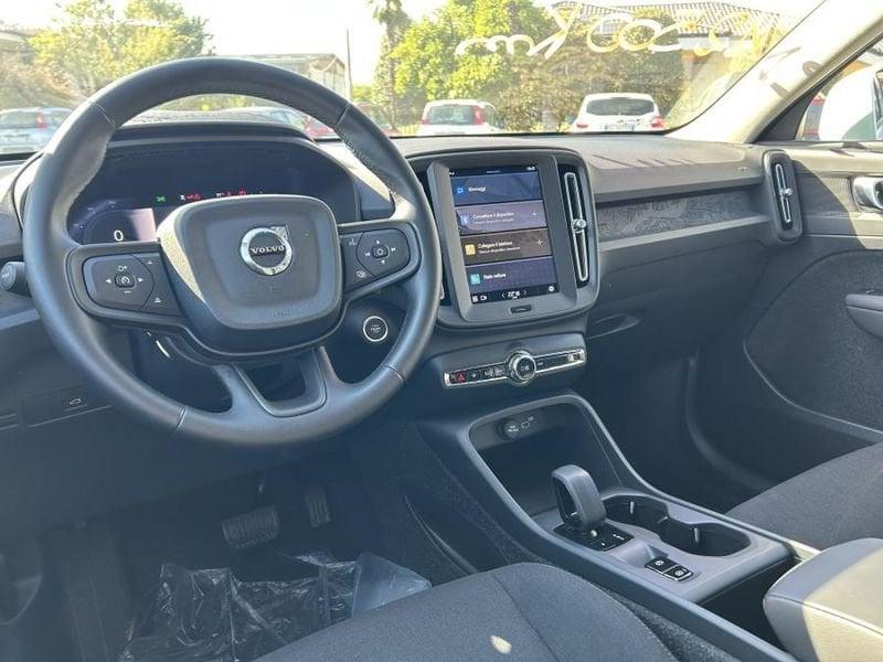 Volvo XC40 B3 automatico Essential 12.485 KM!! PARI NUOVO