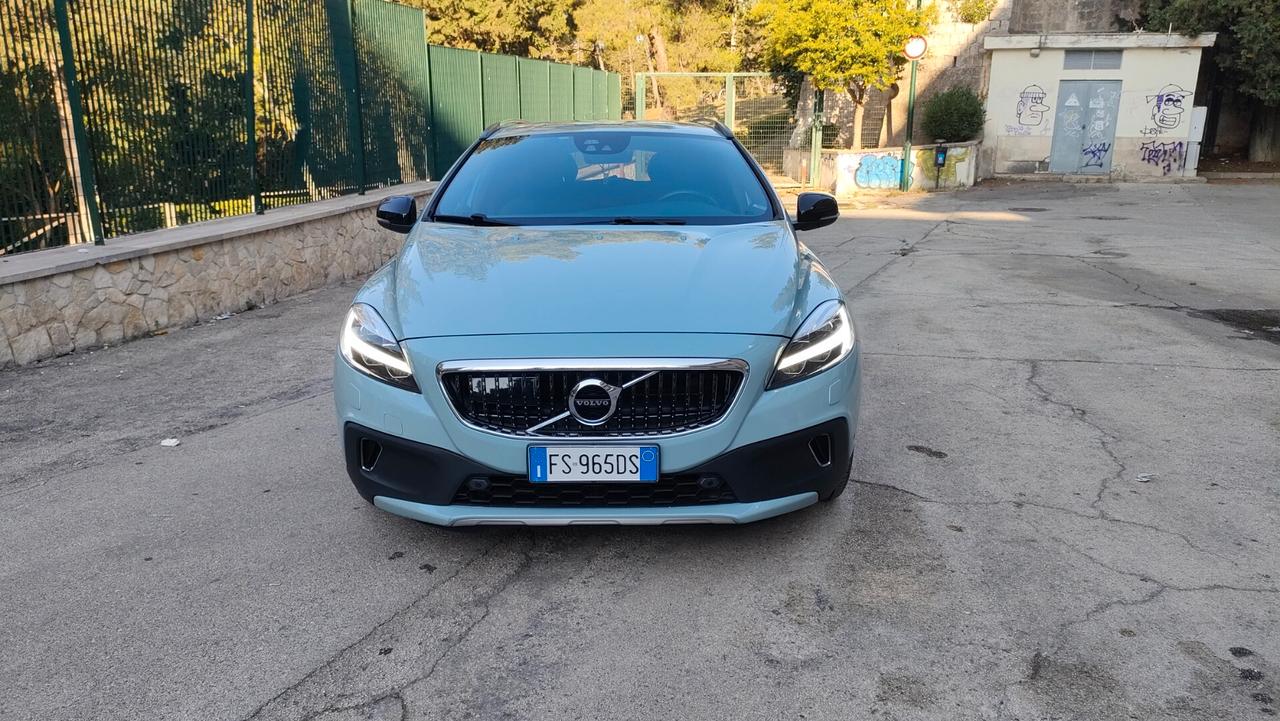 Volvo V40 Cross Country V40 Cross Country D2 Geartronic Style Plus