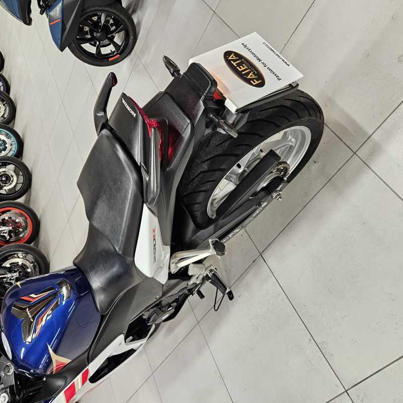 Honda CBR 250 R - 2012