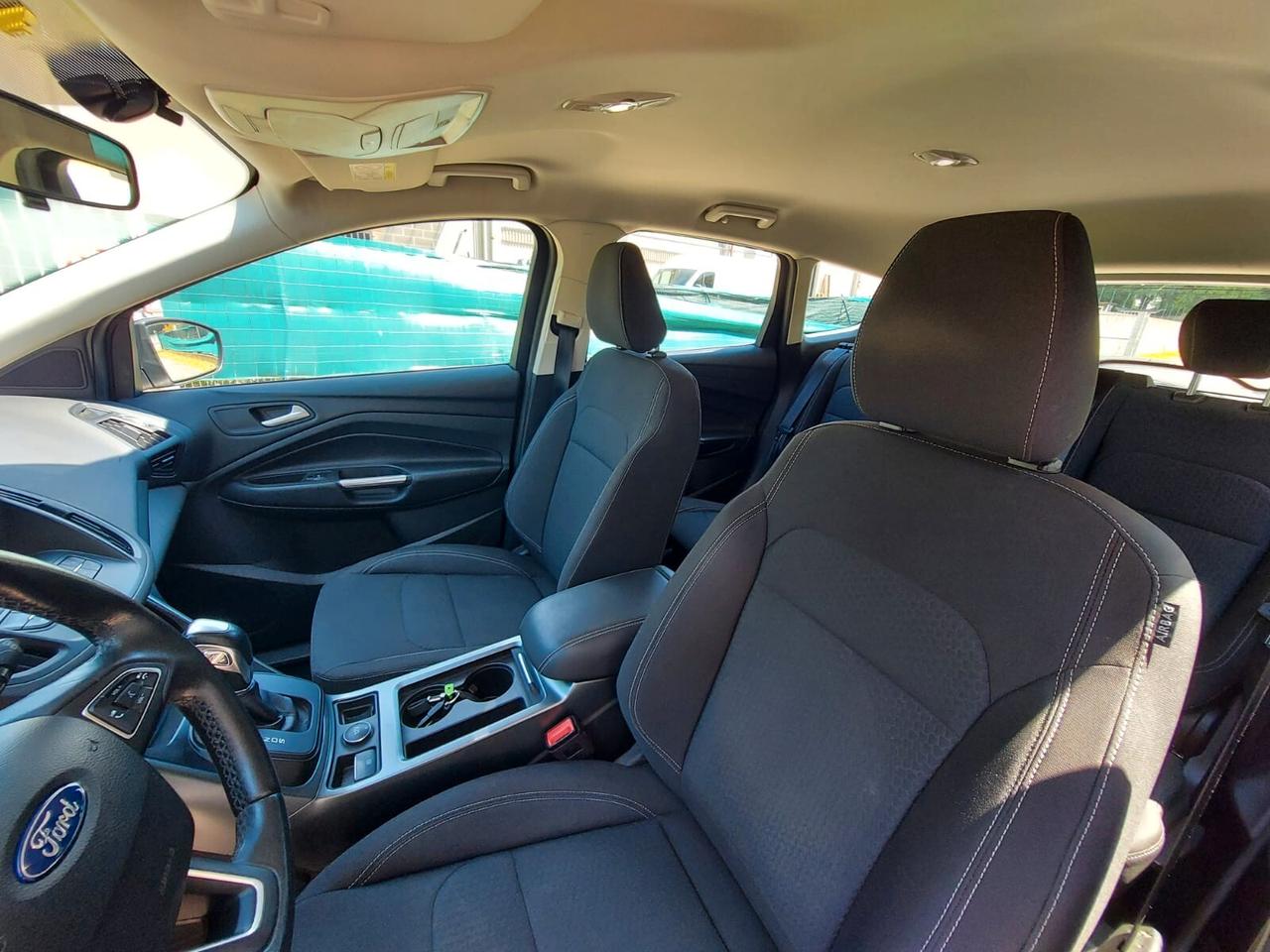 Ford Kuga 2.0 TDCI 120 CV S&S 2WD Powershift Business