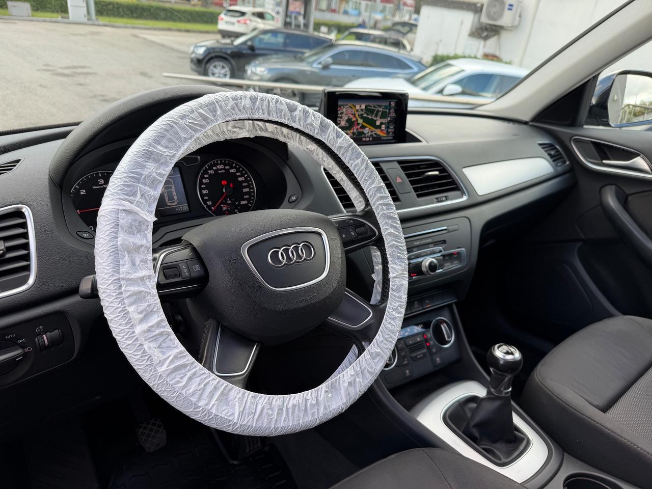Audi Q3 2.0 TDI 120 CV S tronic Design tetto apribile