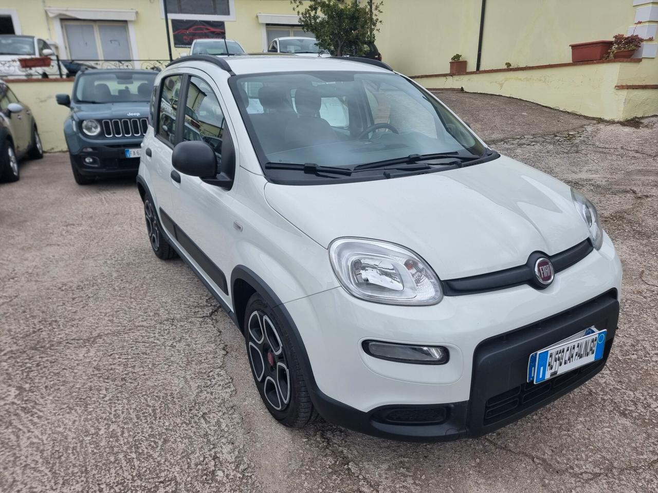 Fiat Panda 1.0 FireFly S&S Hybrid City Cross