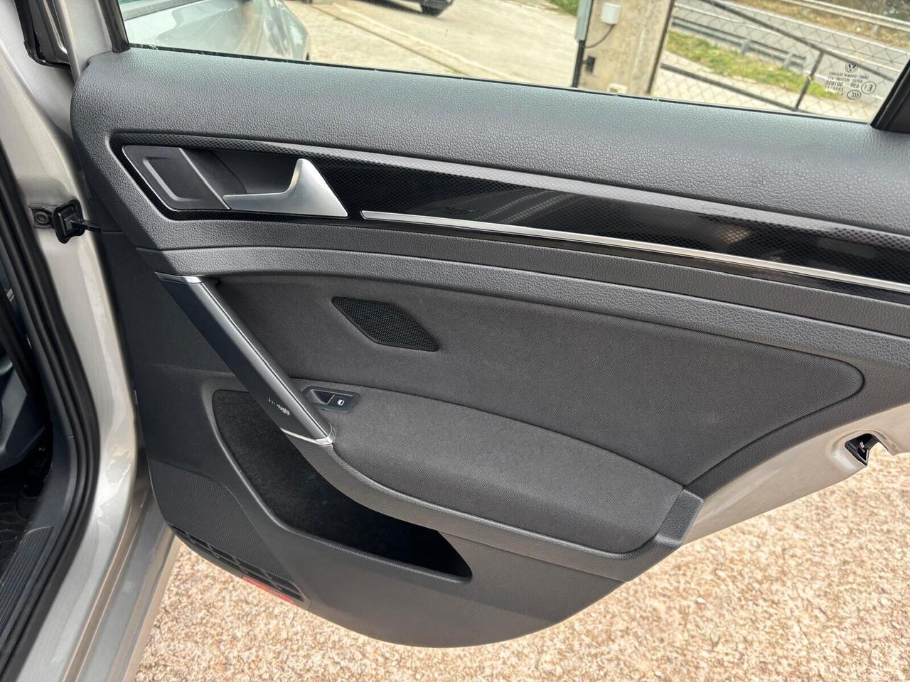 Volkswagen Golf 7° 1.6 TDI 5p. Highline - 2014