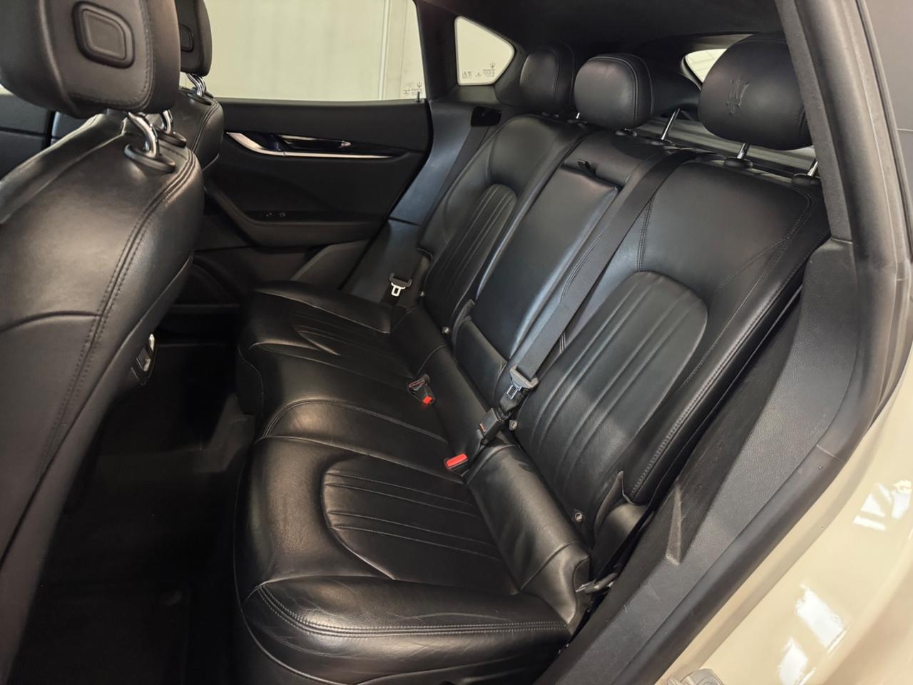 MASERATI LEVANTE V6 275 CV AWD GRANLUSSO / TETTO
