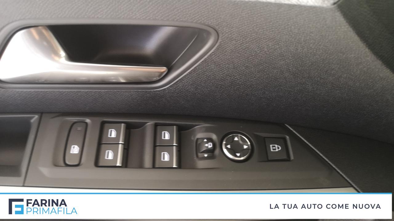 PEUGEOT 3008 1.2 hybrid GT 136cv e-dcs6