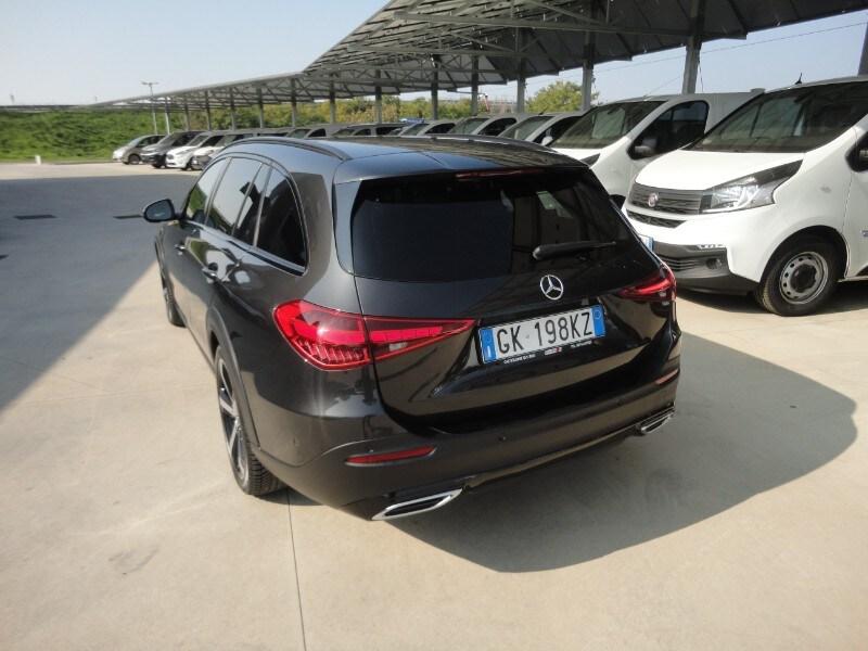 MERCEDES Classe C (W/S206) C 220 d Mild hybri...