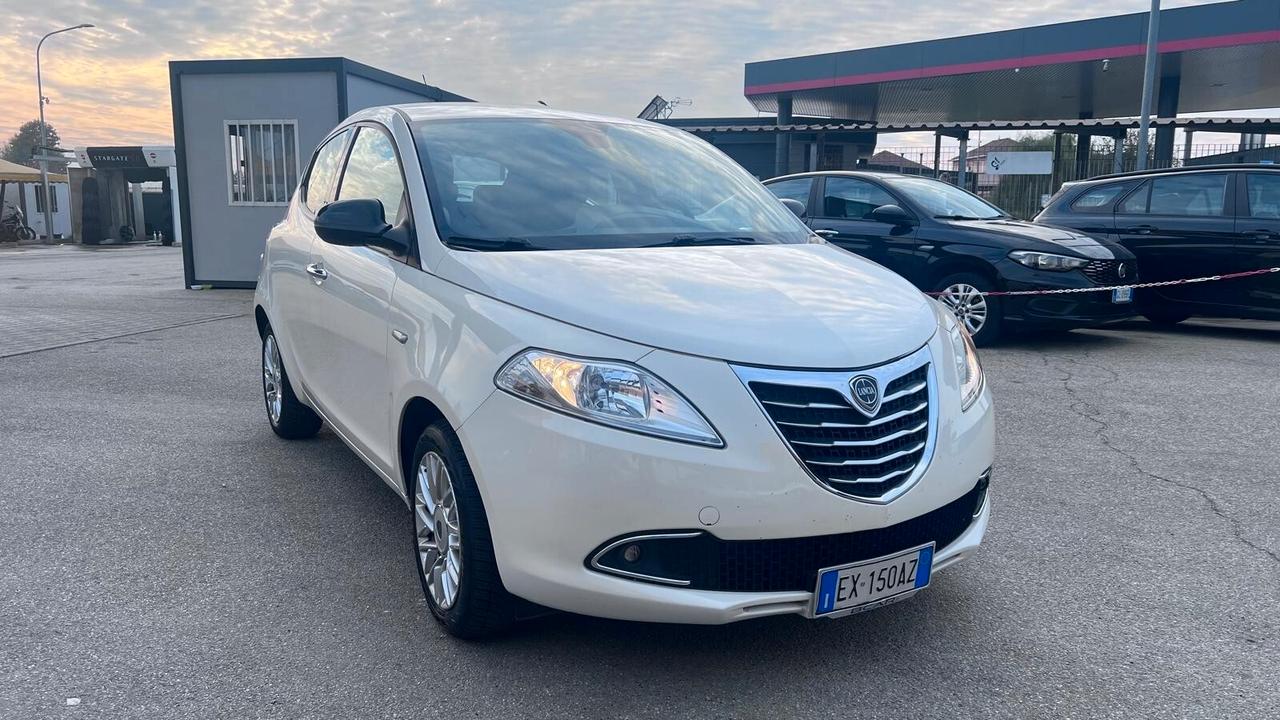 Lancia Ypsilon 1.2 69 CV 5 porte S&S Elefantino