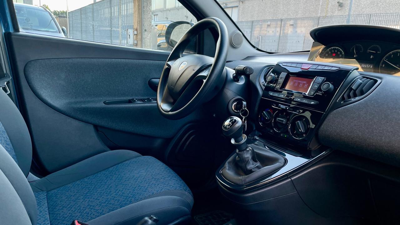 LANCIA 1.0 FIREFLY HYBRID 5P 69CV - NEOPATENTATI