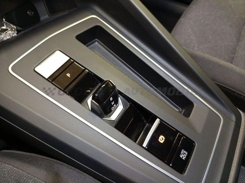 Volkswagen Golf VIII 2020 1.0 etsi evo Life 110cv dsg