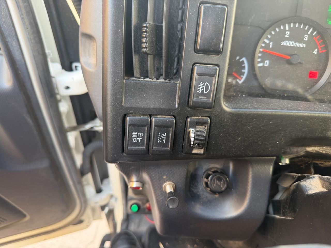 Isuzu P75 5.2L Ribaltabile Revisionato 16.000km