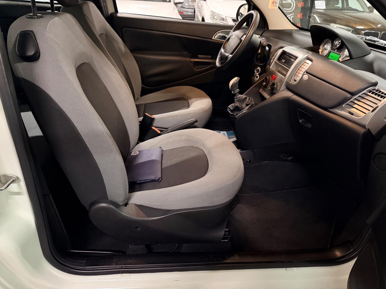 Lancia Ypsilon 1.2 Oro