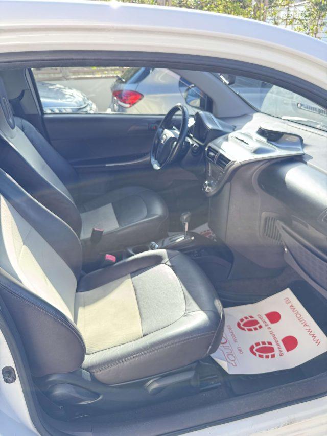 TOYOTA iQ 1.0 Sol cvt