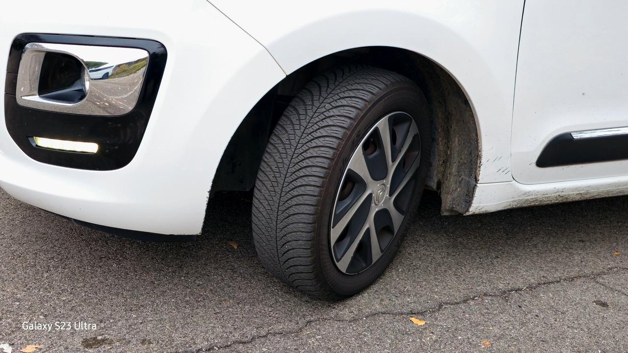 CITROEN C3 PICASSO EURO 6B OK NEOPATENTATI GARANZIA 12 MESI