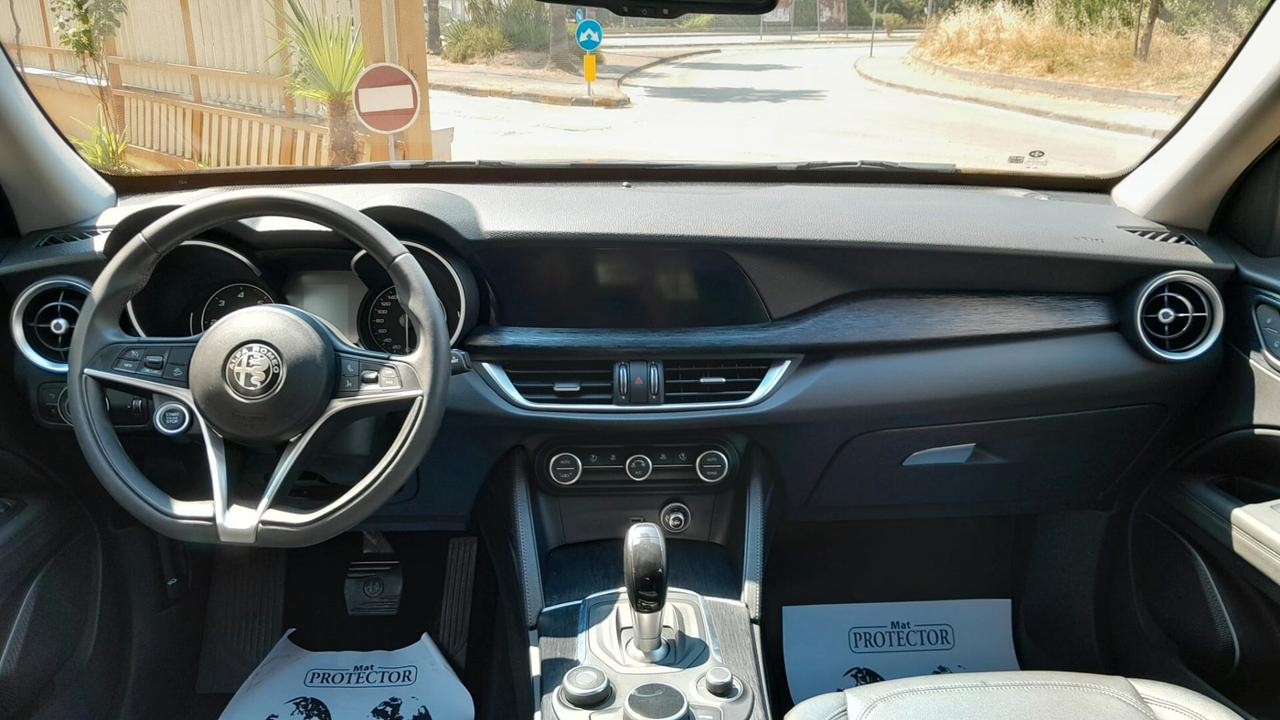 Alfa Romeo Stelvio 2.2 Turbodiesel 190 CV AT8 Q4 Super