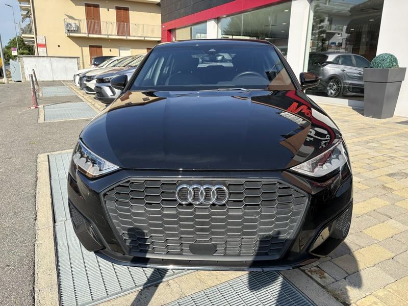 Audi A3 Sportback 30 1.0 tfsi Business LED-NAVI-PHONE APPS