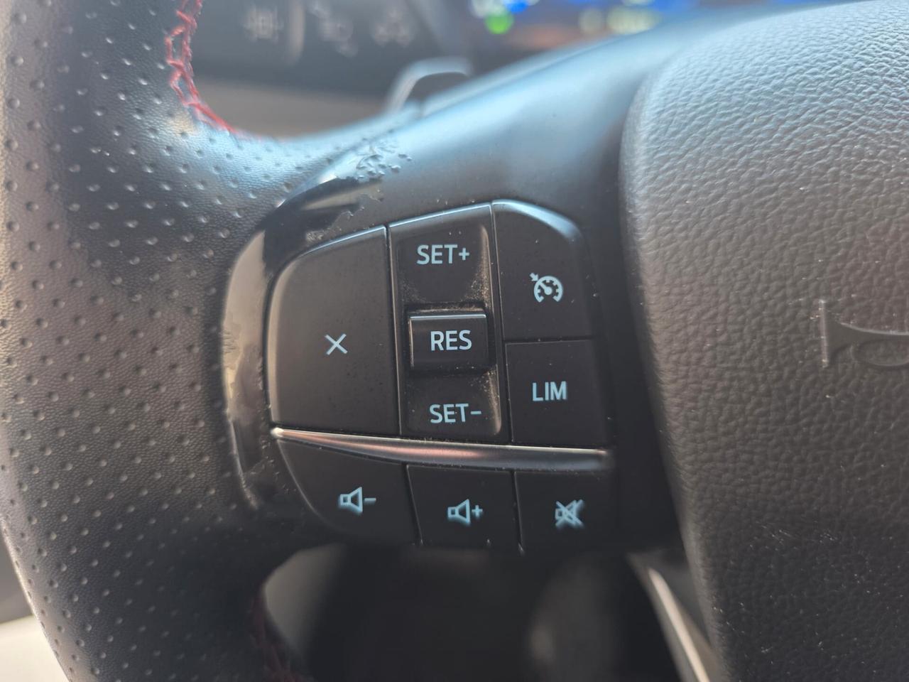 FORD KUGA 1.5 DIESEL AUTOMATICA 2022