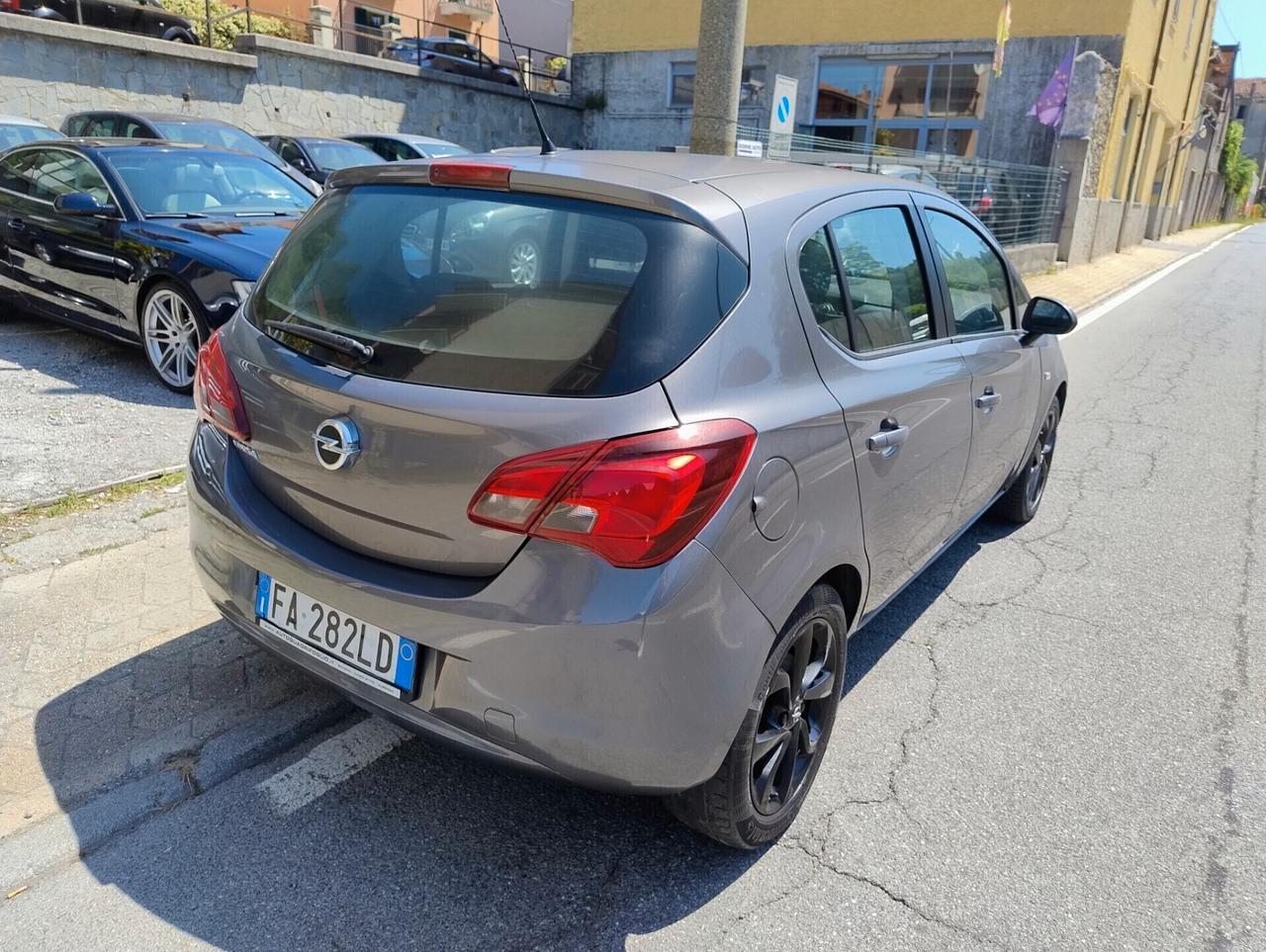 Opel Corsa 1.4 90 CV NIGHT EDITION EURO6 NEOPATENTATI