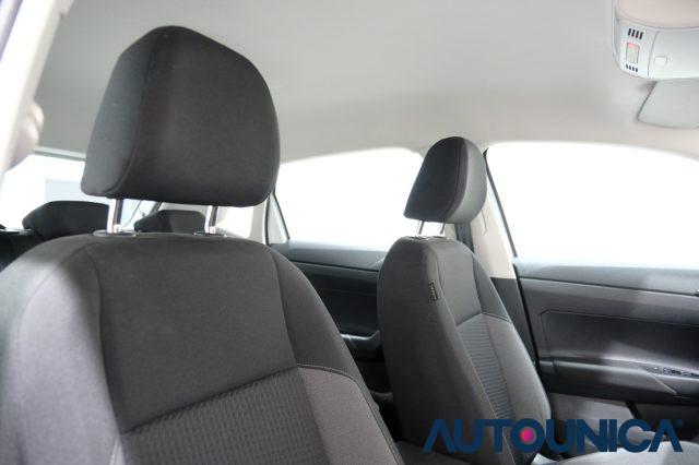 VOLKSWAGEN Polo 1.0 TSI STYLE NEOPATENTATI FARI LED