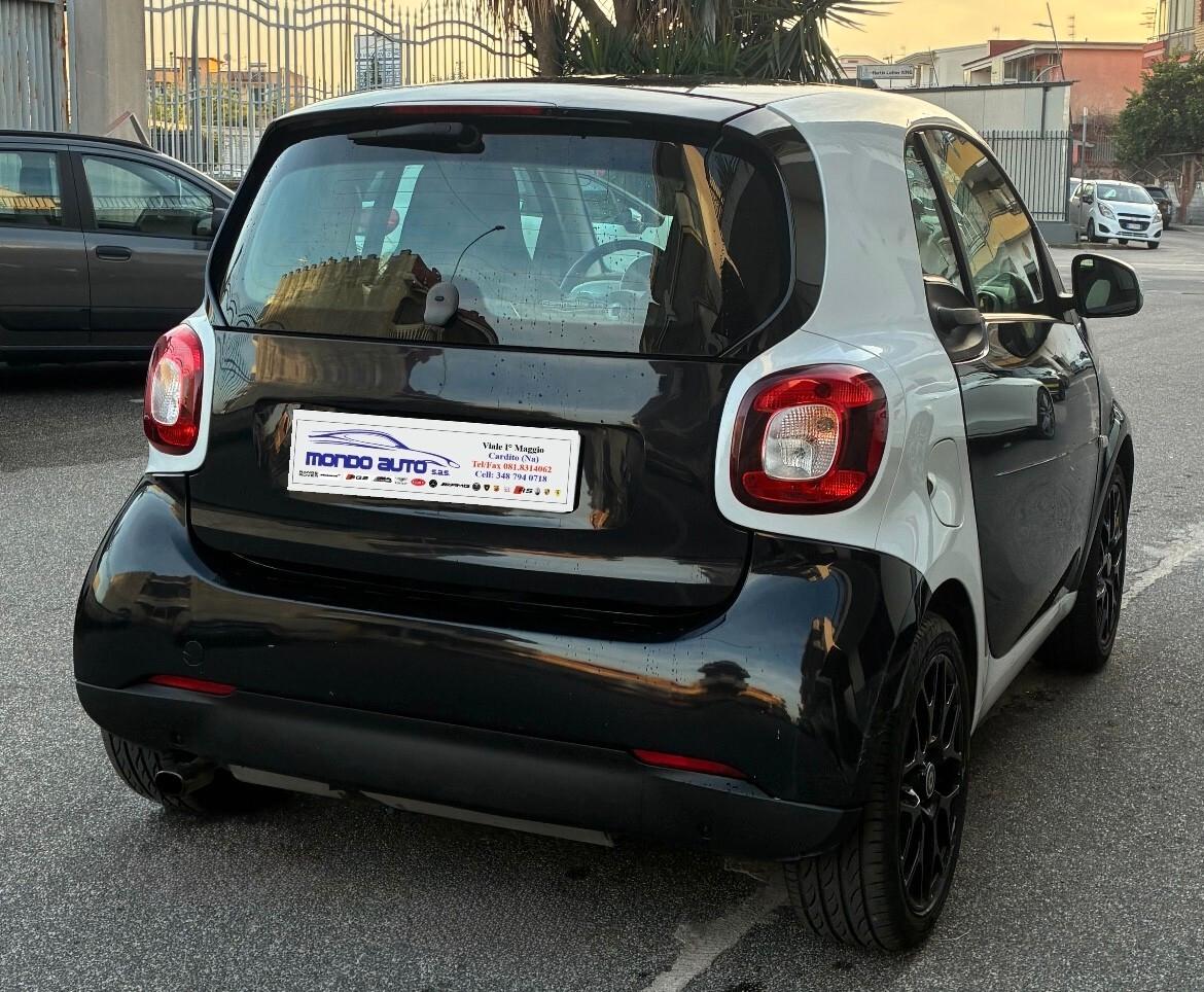 Smart ForTwo 1.0 70 cv twinamic Passion