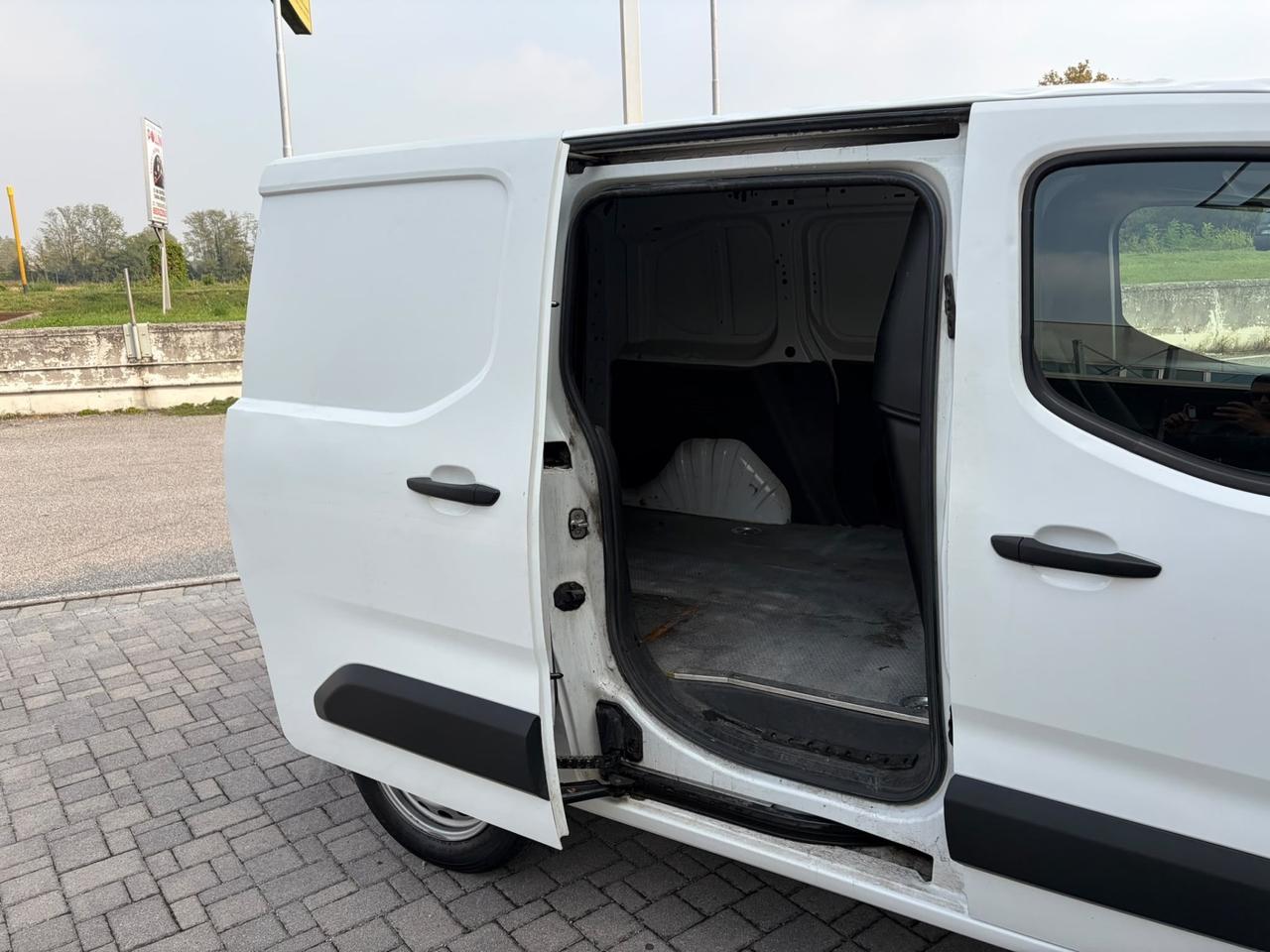 Opel Combo Cargo 1.5 Diesel 100CV PC 1000kg Edition