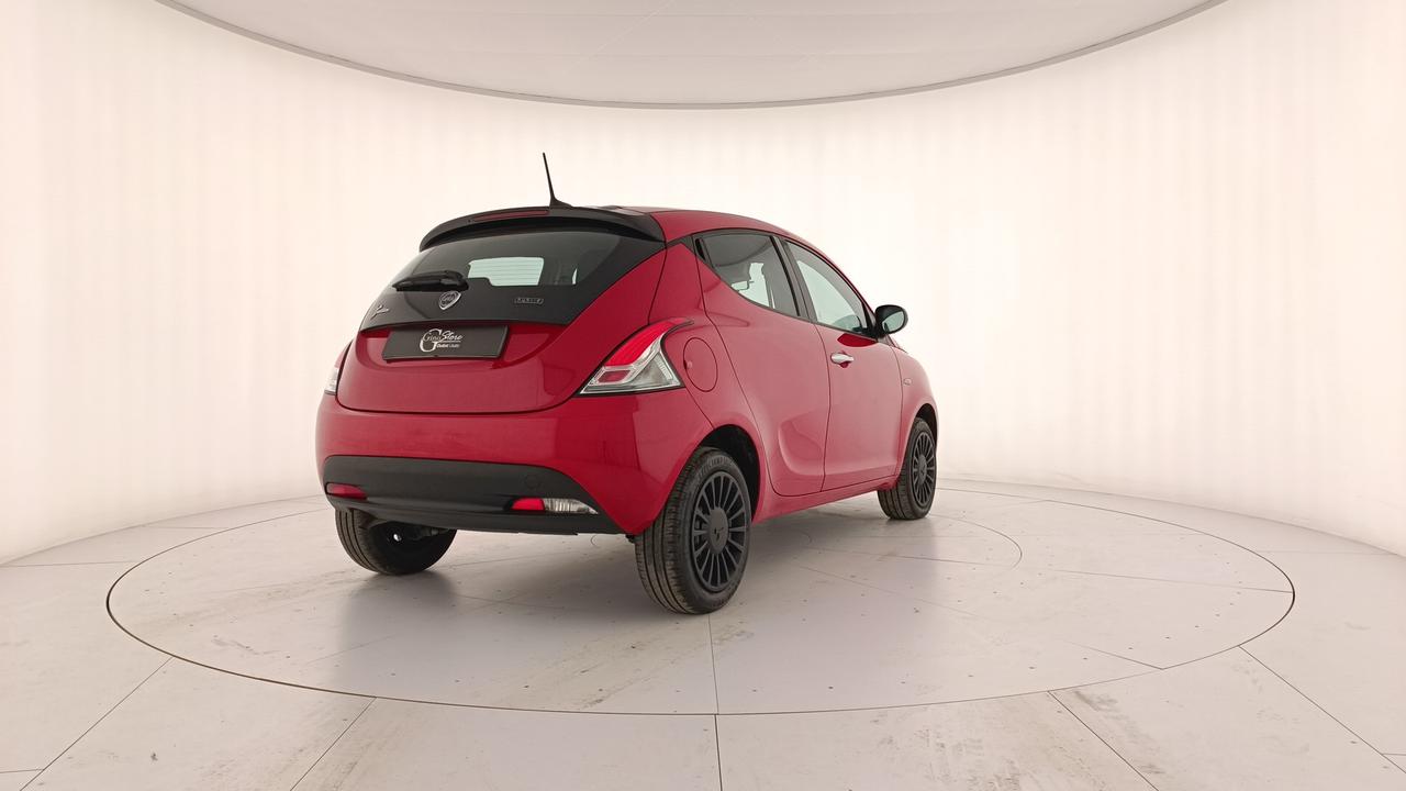 LANCIA Ypsilon III 2021 - Ypsilon 1.0 firefly hybrid Silver s&s 70cv