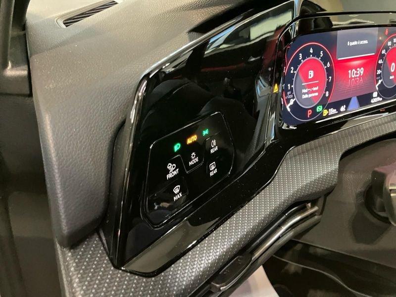 Volkswagen Golf Golf 1.5 eTSI 150 CV EVO ACT DSG R-Line