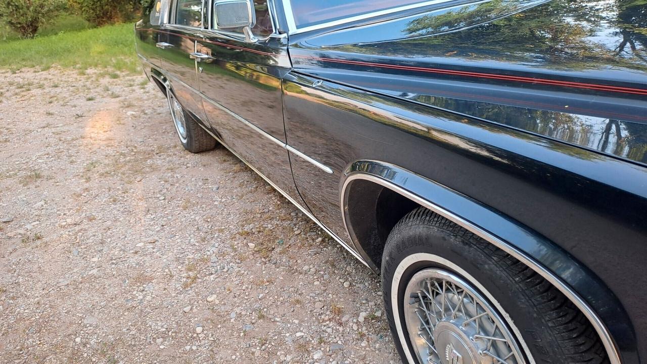 Cadillac Deville de ville PREZZO OFF-E-R-TA