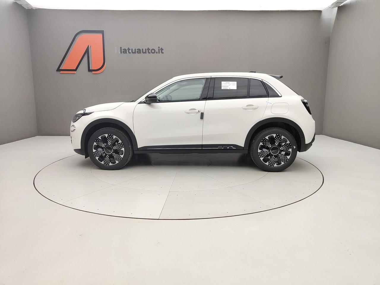 FIAT 600 IV 2023 1.2 MHEV 110CV DCT LA PRIMA