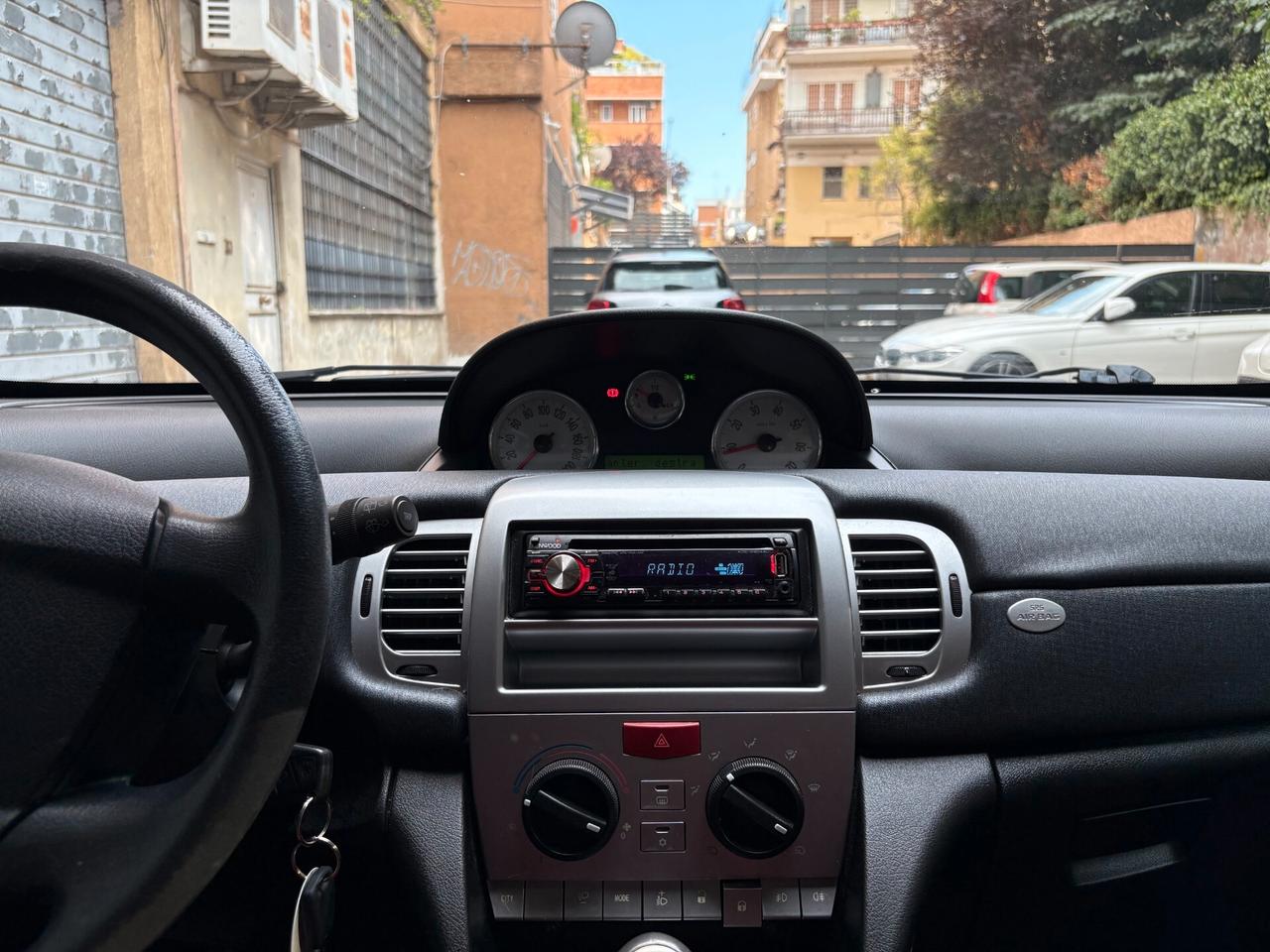 Lancia Ypsilon 1.2 Versus - DISTRIBUZIONE FATTA