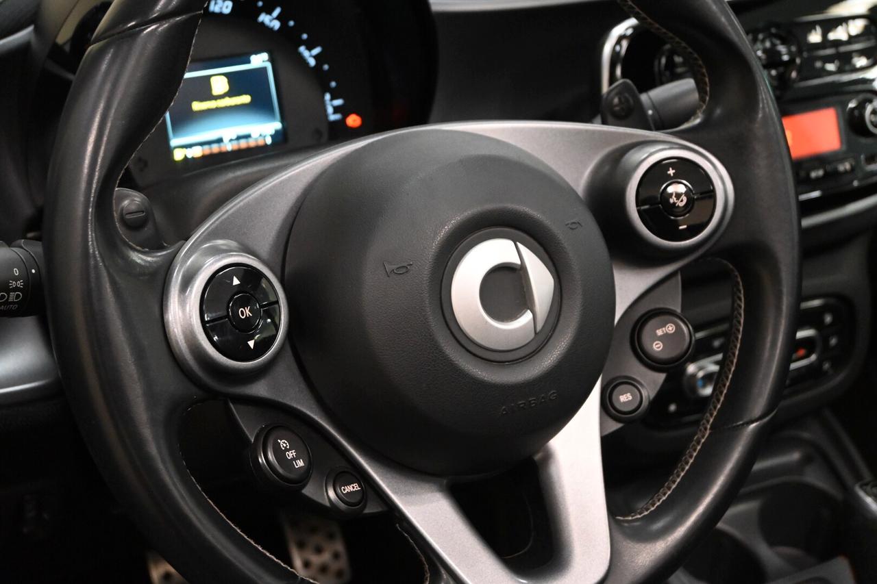 SMART fortwo 3ªs.(C/A453) fortwo BRABUS 0.9 Tu...