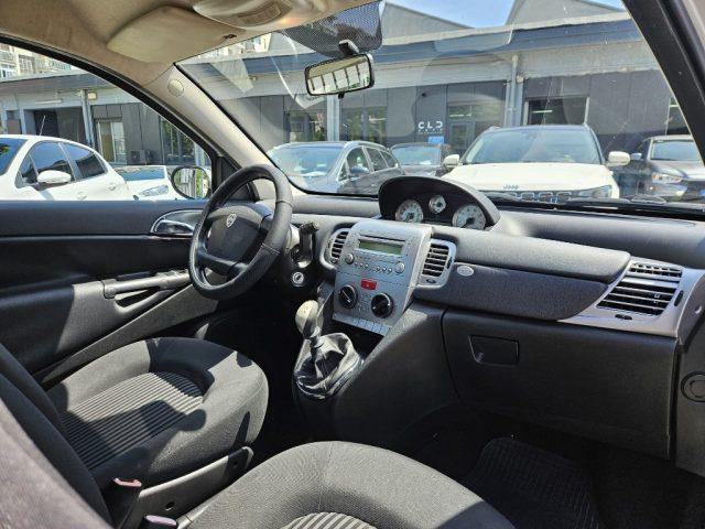 LANCIA Ypsilon 1.4 Argento