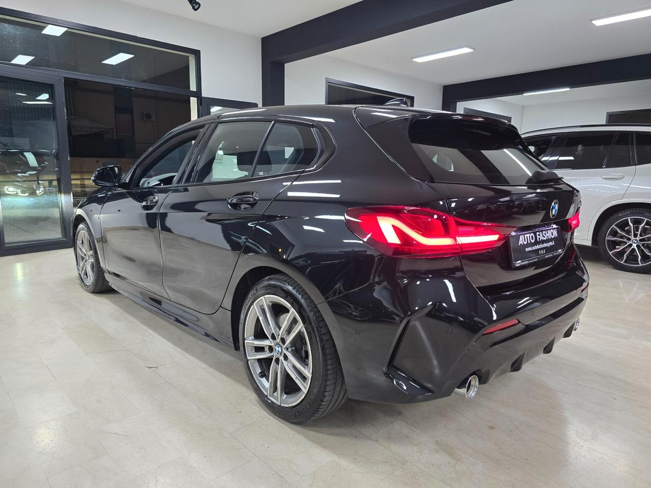Bmw 118 118d 5p. MSport