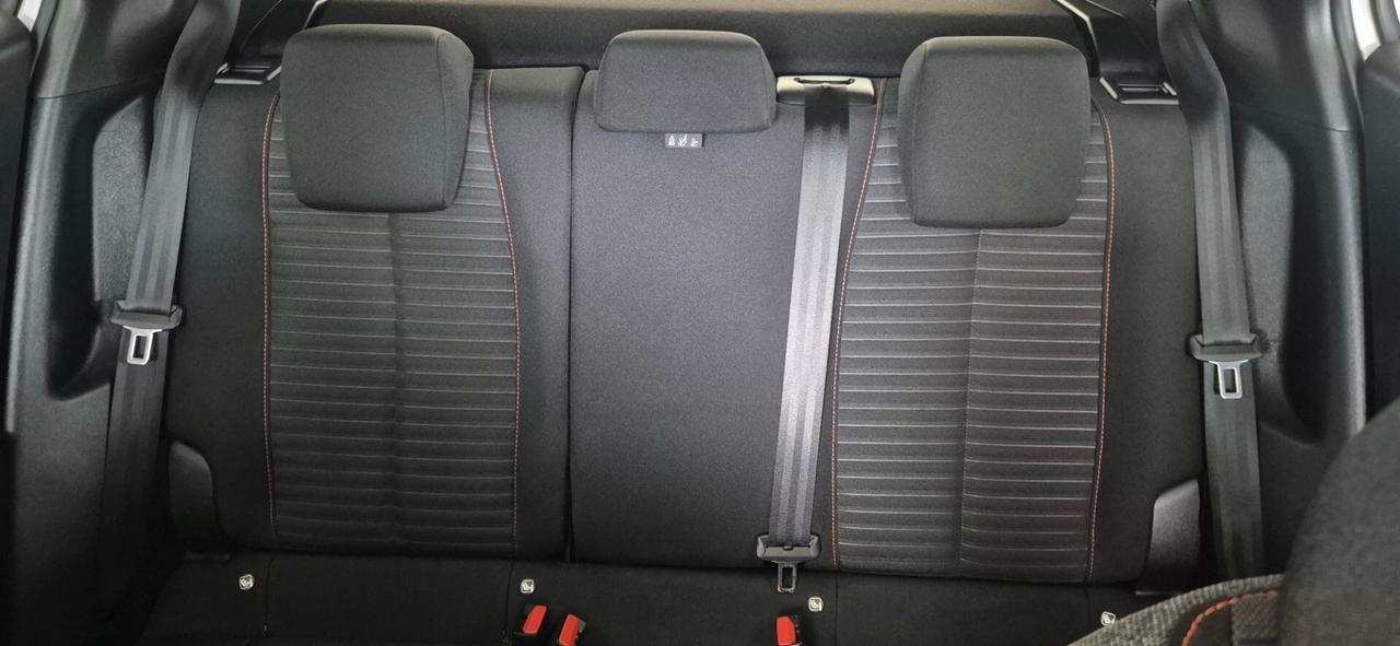 PEUGEOT 2008 1.5HDI 130CV C.Automatico 05/2021