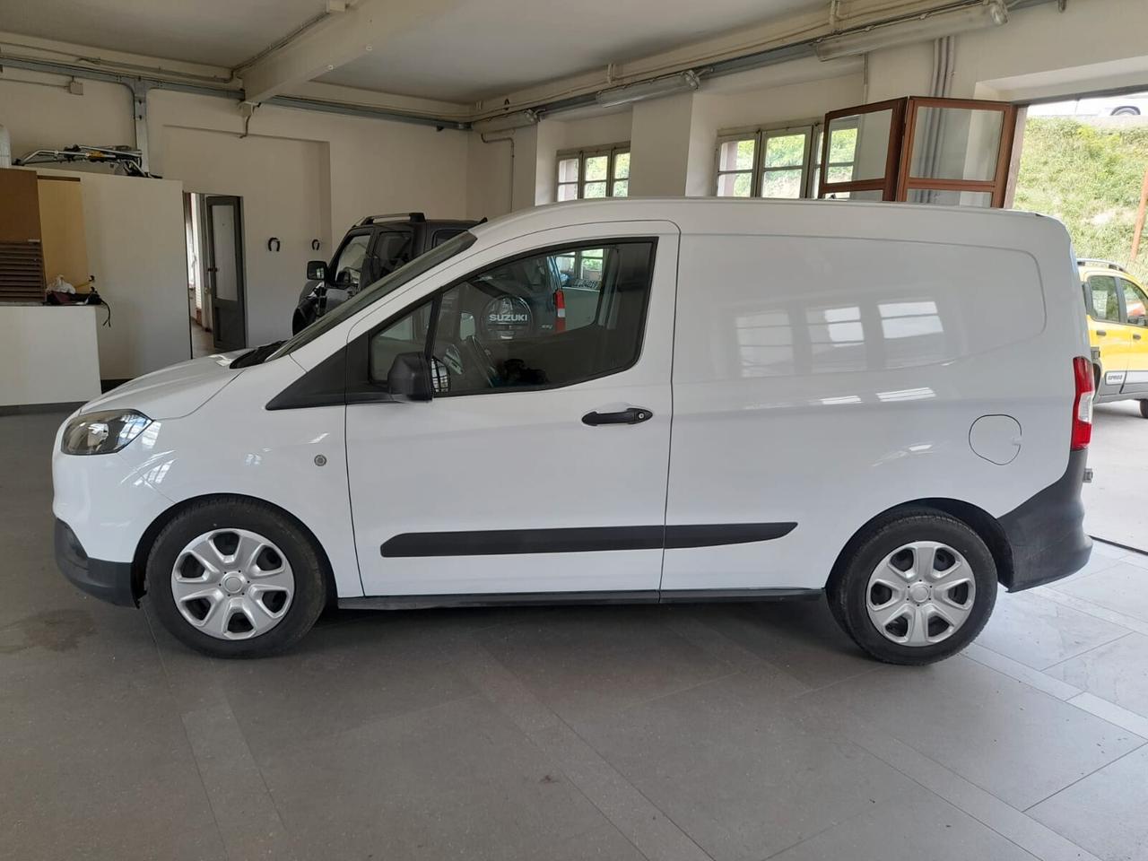 Ford Transit Courier 1.5 TDCi 100CV Van Trend