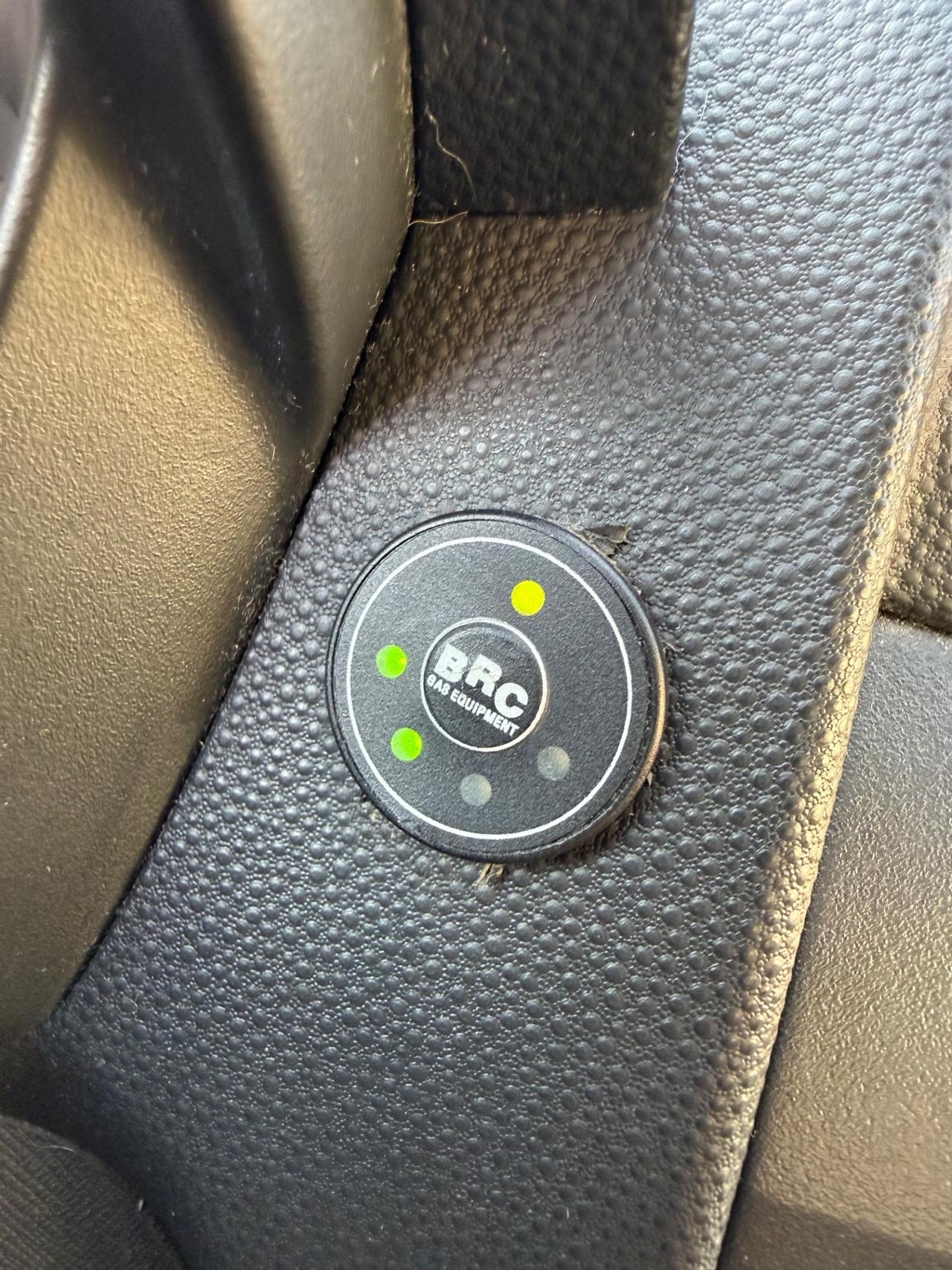 Kia Picanto 1.0 12V Life Bi-Fuel