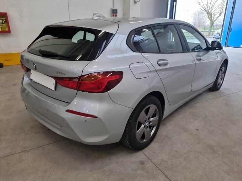 Bmw 116 116d 5p. Advantage
