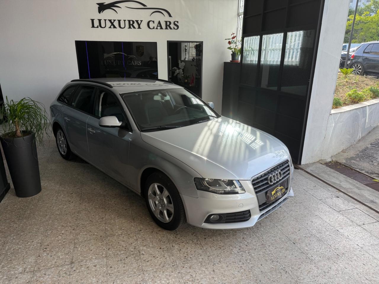 Audi A4 Avant 2.0 TDI 120CV station wagon