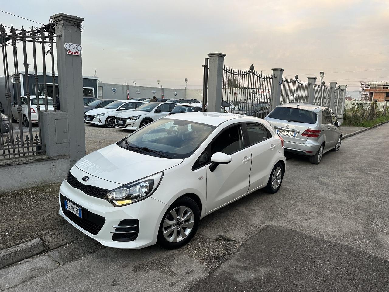 Kia Rio 1.2 GPL Active Collection 2016 Navi+Retroc