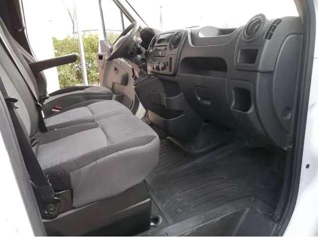 Renault Master 7 POSTI. 8500 euro + IVA