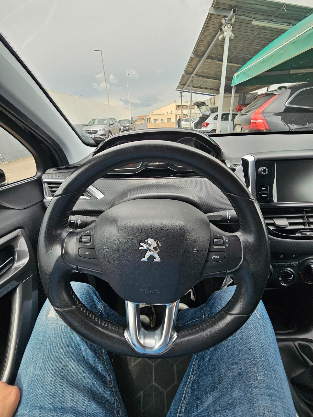 Peugeot 2008 BlueHDi 100 GT Line