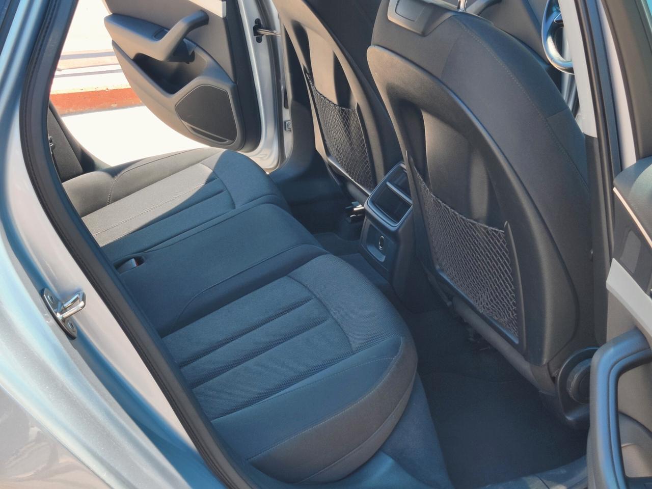 Audi A4 Avant 2.0 TDI 150 CV ultra S tronic