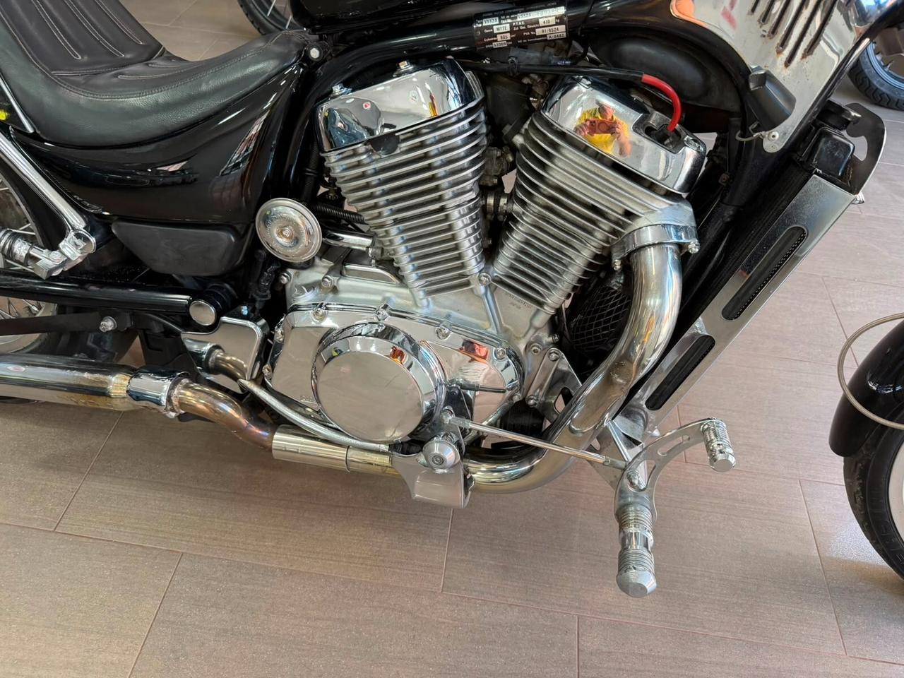 Suzuki Intruder 800